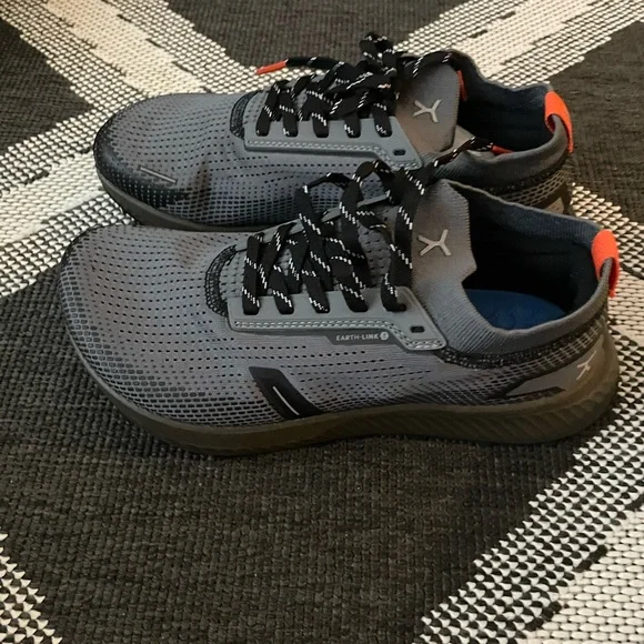 Flux Footwear Adapt Trail Runner - Picture 2 of 7